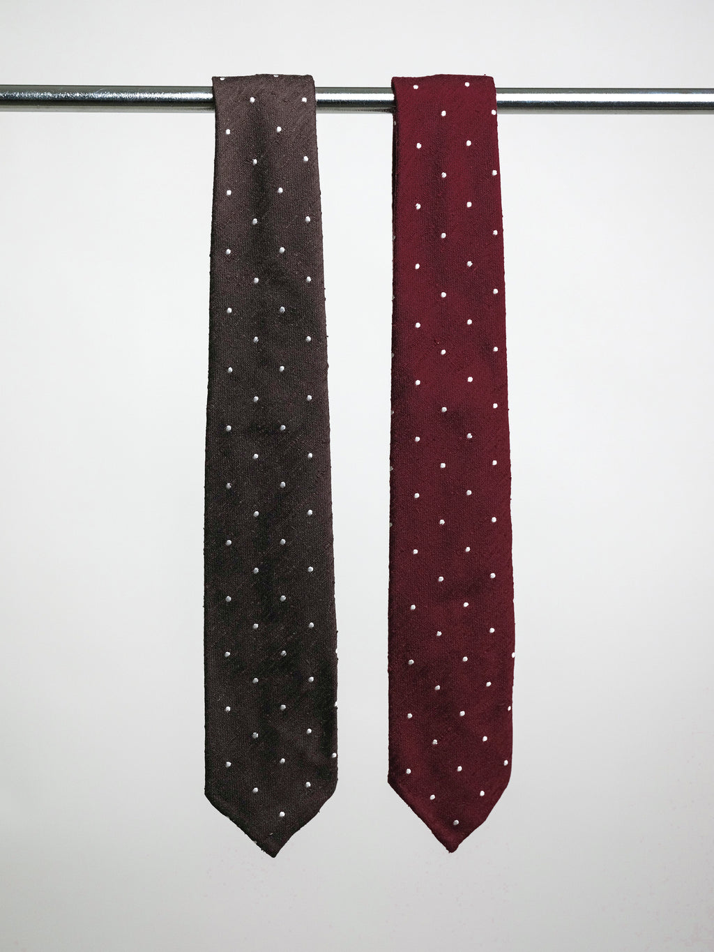 PAOLO ALBIZZATI 小圓點刺繡純絲領帶
