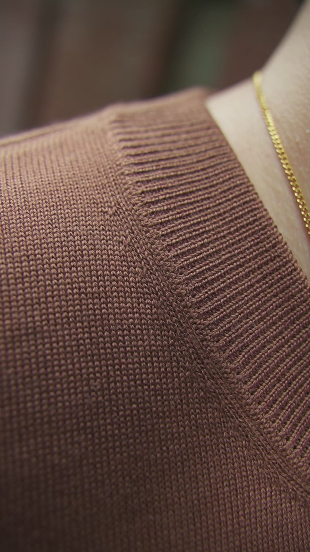Loro Piana Royal 咖啡色 70% CASHMERE、30% SILK 圓領 T-shirt