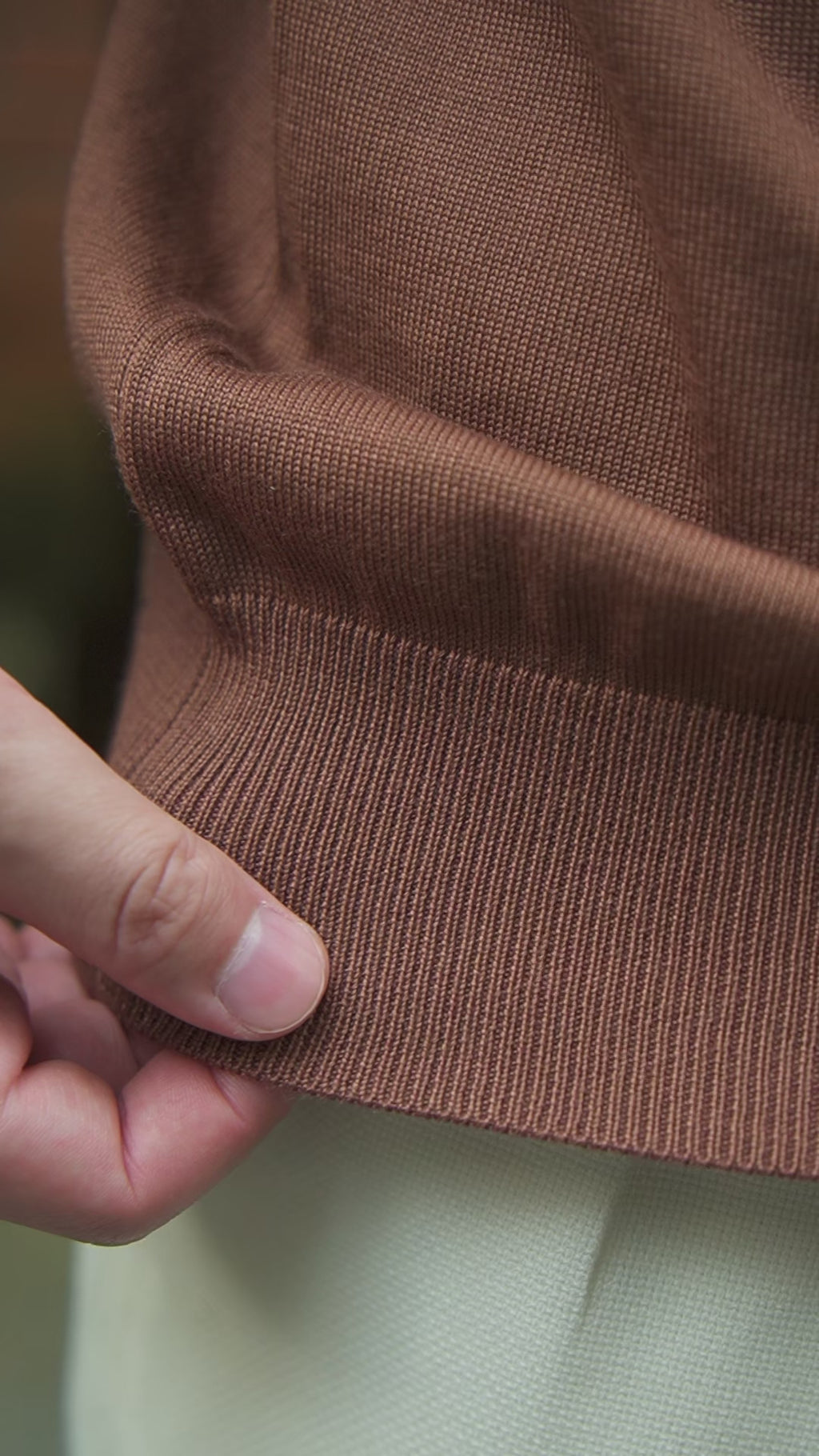 Loro Piana Royal 咖啡色 70% CASHMERE、30% SILK 圓領 T-shirt